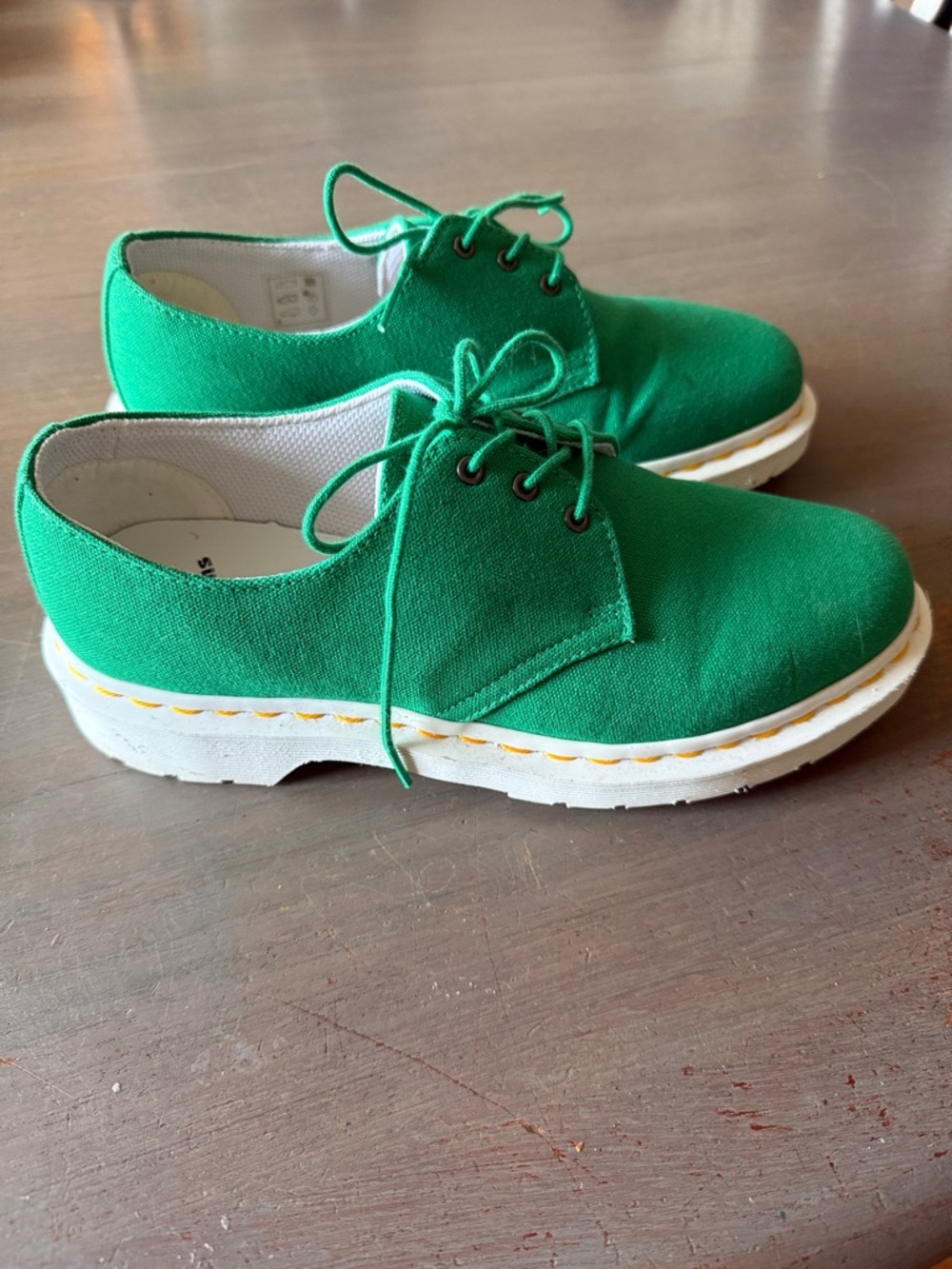 Dr. Martens Green Canvas Lace-Up Sneakers with White Interior Sz 7M